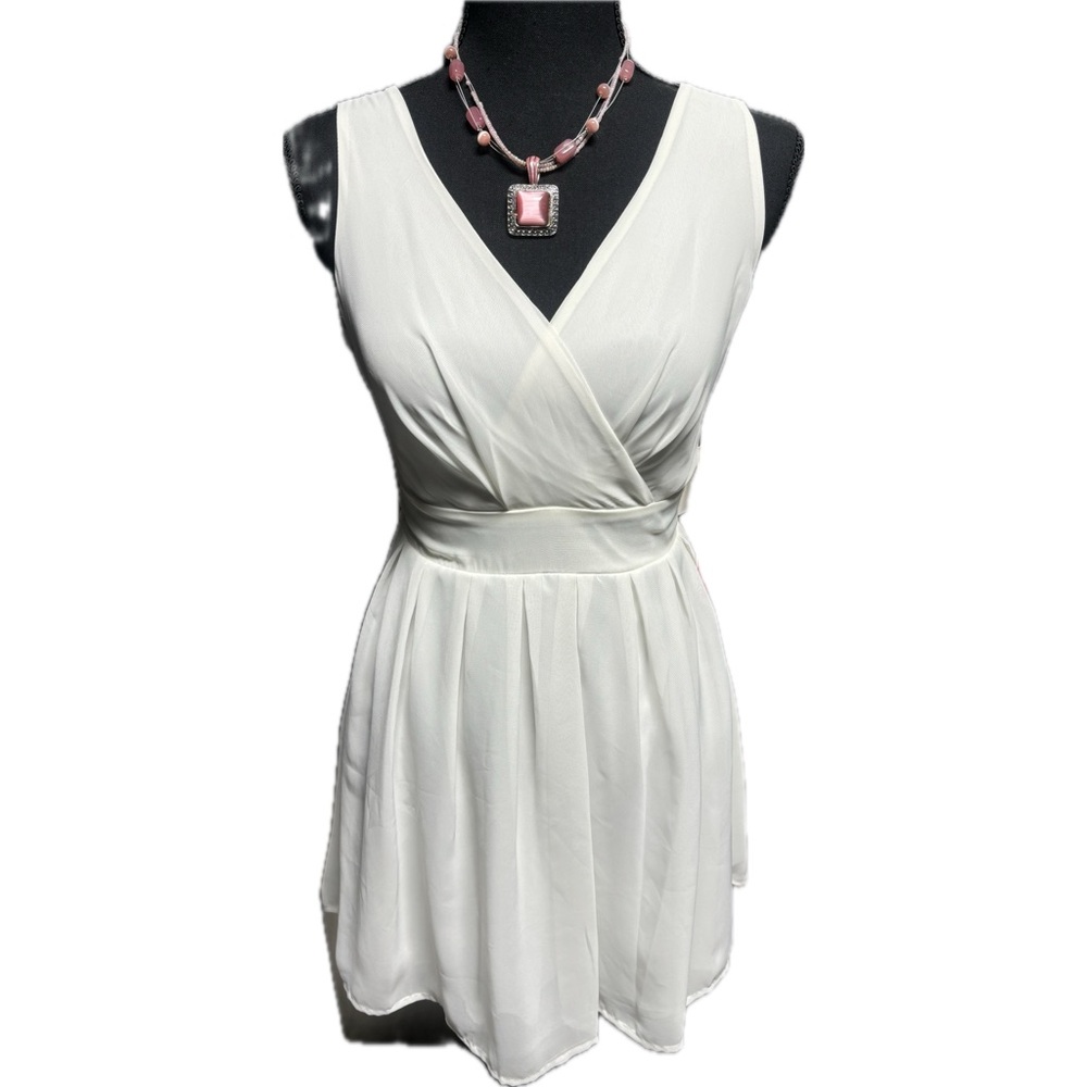 NWT Emerald Sunday White Minidress Size 2/3 Ribbon Waist Tie, Sexy, Fit & Flare